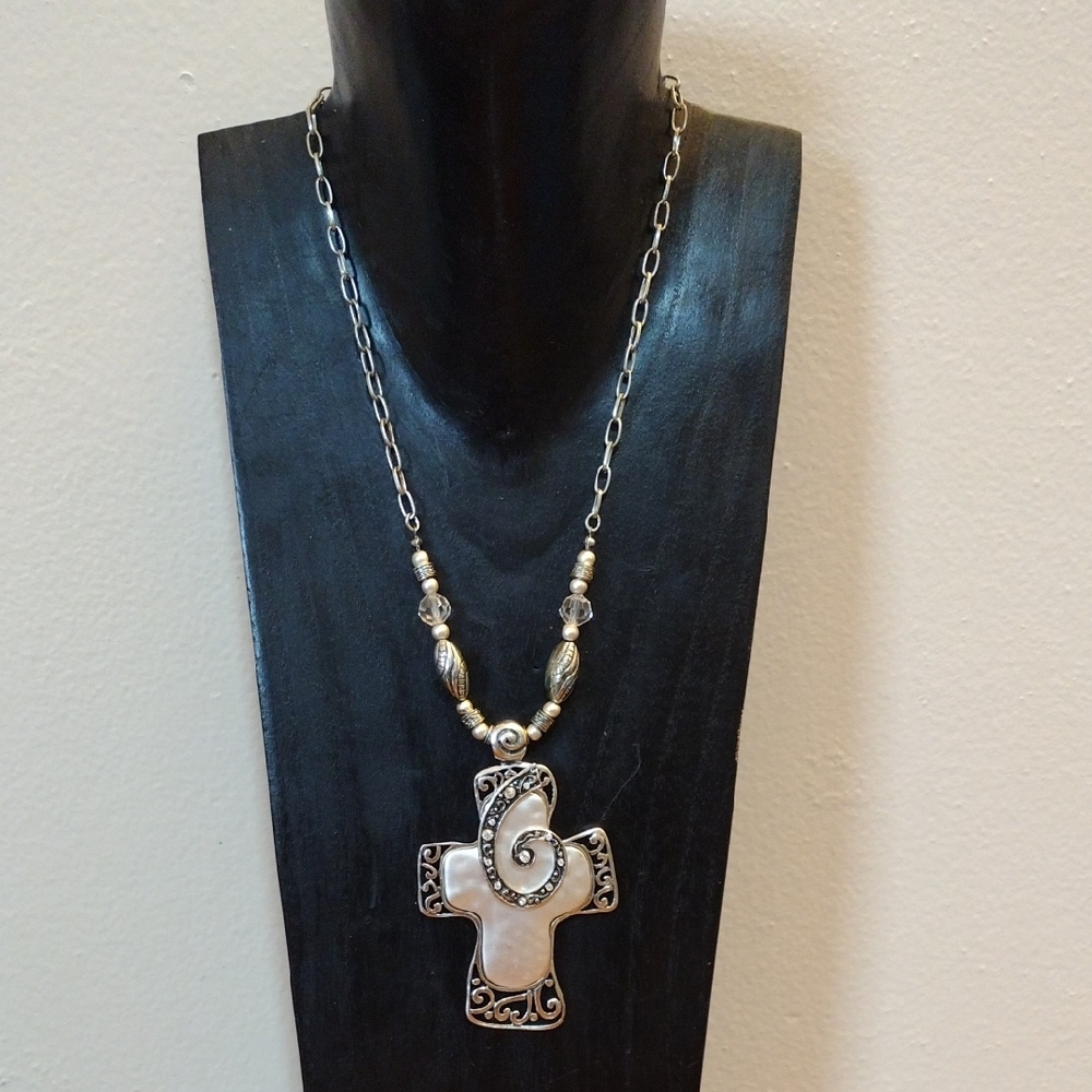 Stylized Silver and Rhinestone 18" Cross Necklace